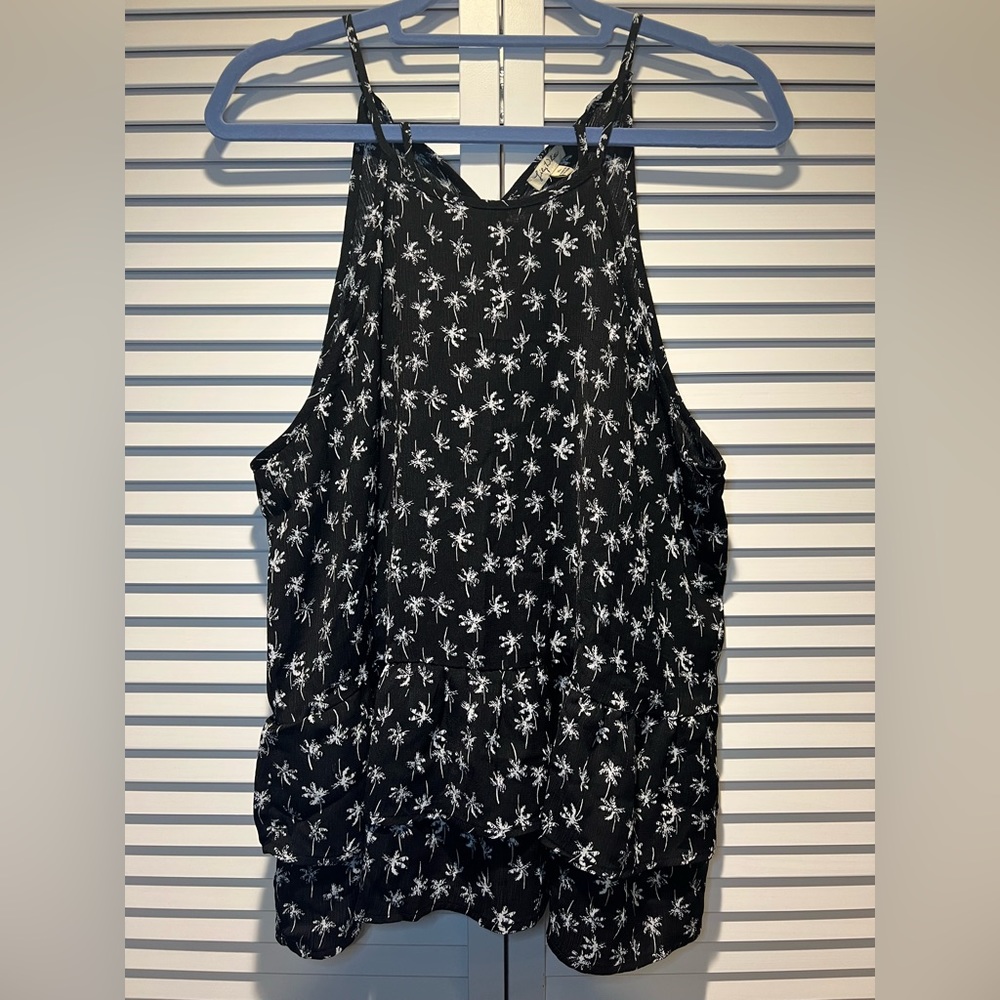 LILY WHITE Tiered Palm Tree Tank, Black, XL